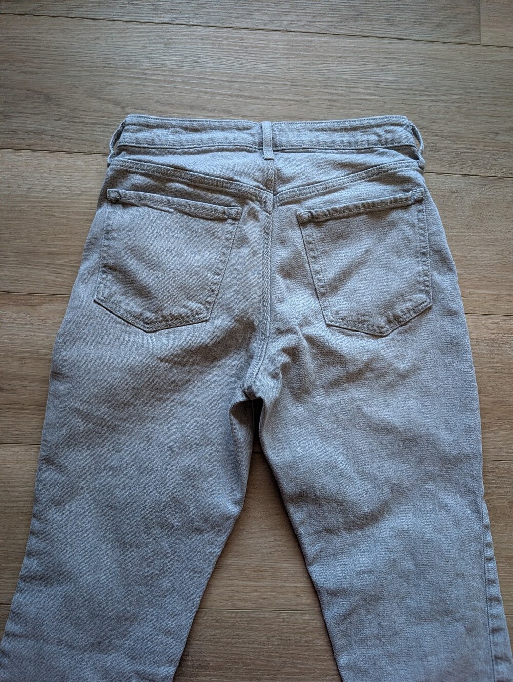 Old Navy High-Rise O.G  Straight Jeans - Gray - Picture 6 of 7